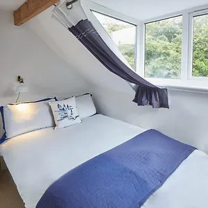 esk-view-cottage-whitby.yorkshirehotels.net/