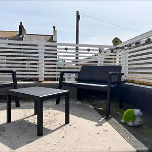 Bond Street Retreat Brighton